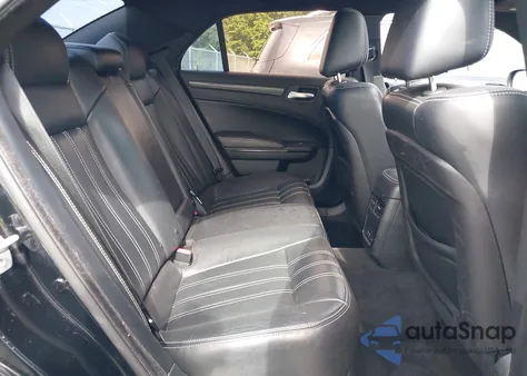 2015 Chrysler 300 300S из США, поврежденный, VIN 2C3CCAGG0FH746857